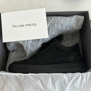 Filling pieces low top ripple